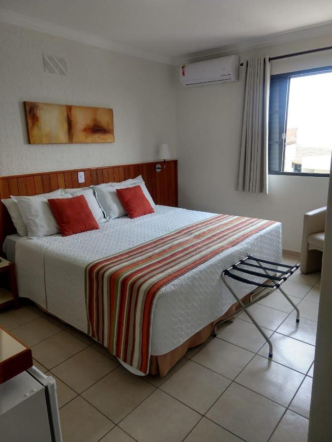 Hotel Riviera Линс Екстериор снимка